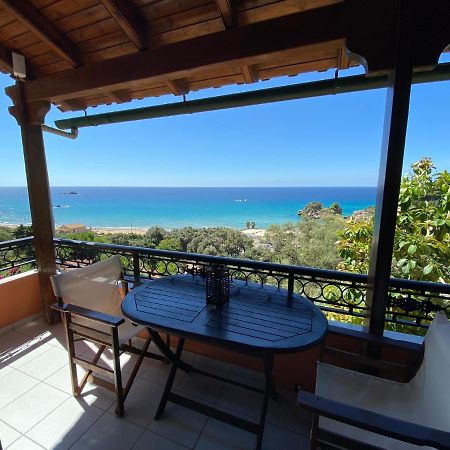 Papadatos Apts With Amazing View - 5Mins From The Beach Kontogialos Экстерьер фото