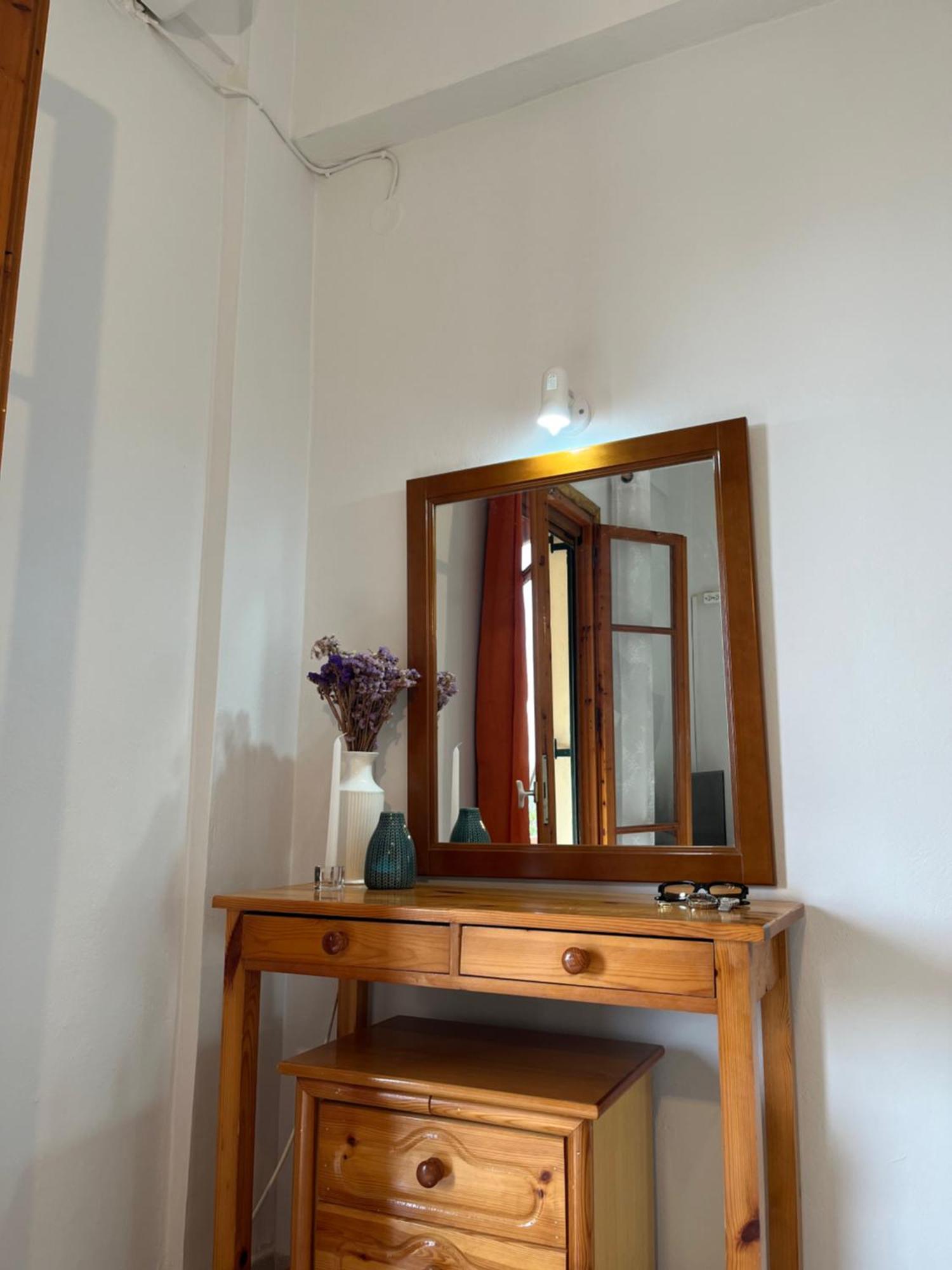 Papadatos Apts With Amazing View - 5Mins From The Beach Kontogialos Экстерьер фото