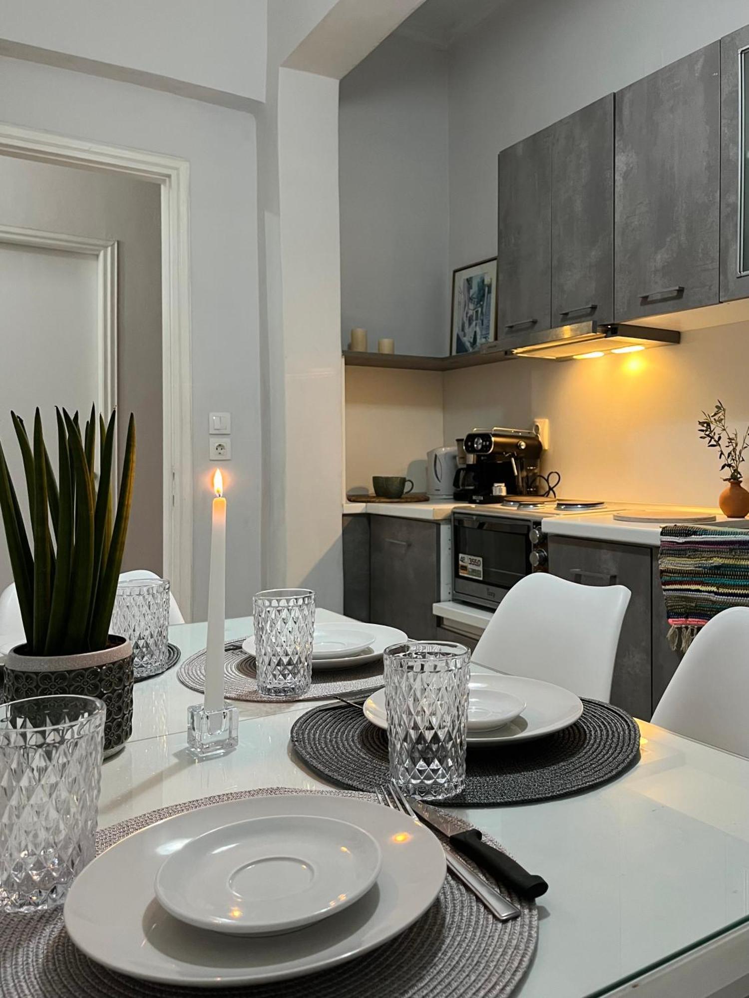 Papadatos Apts With Amazing View - 5Mins From The Beach Kontogialos Экстерьер фото